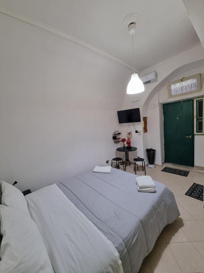 Apartamento Donnaluisa Nápoles Exterior foto